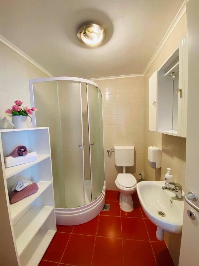 Apartmani Pami Подстрана Экстерьер фото